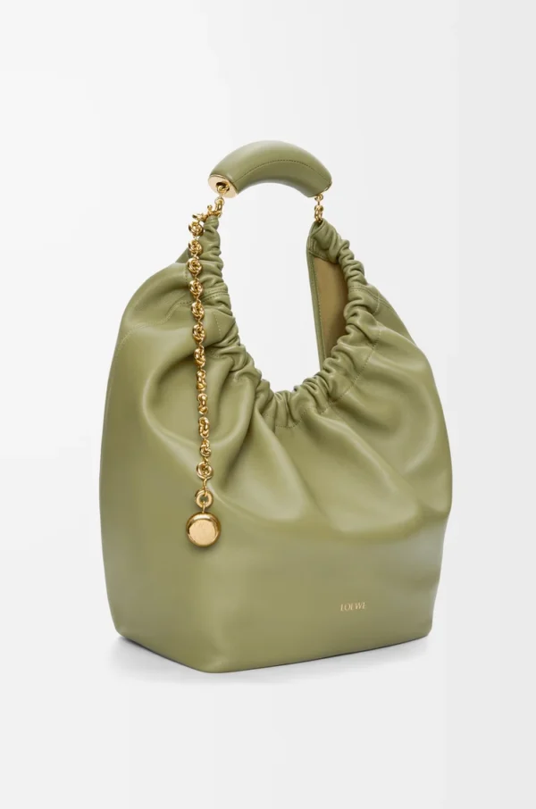 12345b55eb0dc07f173041510f10753d.webp Medium Squeeze bag in mellow nappa lambskin