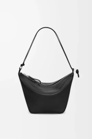 40dc9800ce45ea98fd9ad0ae0f6c4513-scaled-1.webp Mini Hammock hobo in classic calfskin