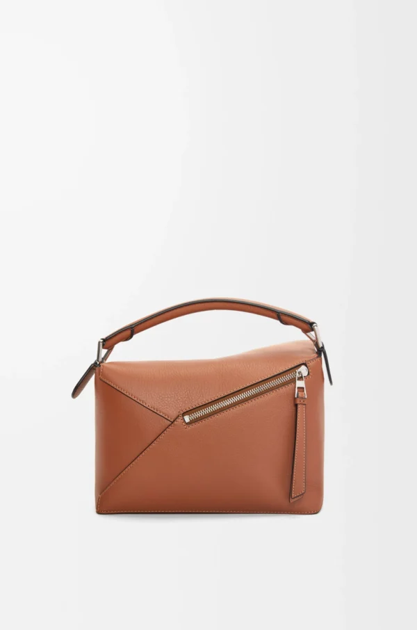 57ffa76a2d978f20a6a4ca136c8cce7b-scaled-1.webp Small Puzzle Edge bag in classic calfskin