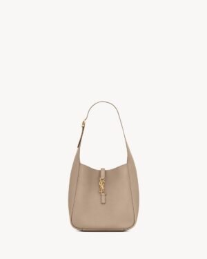 769a6ad15fff3dcf6fd4c14e984eaa28.jpg LE 5 À 7 SUPPLE SMALL IN GRAINED LEATHER