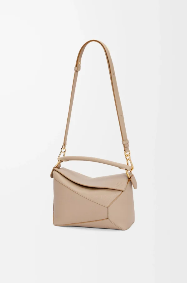 9e77b753957fcb104aee78709dcf2424-scaled-1.webp Small Puzzle bag in soft grained calfskin