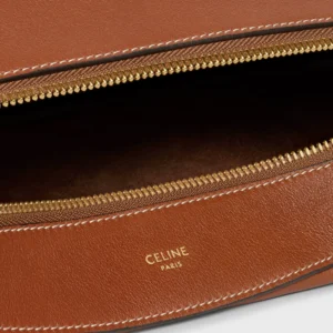 a015673703d4aa18572964b58c5c1547.webp MEDIUM ROMY IN SUPPLE GRAINED CALFSKIN