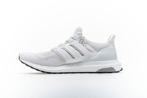 adidas_ultra_boost_1_0_triple_white_s77416_178EF76D3681D.jpg Adidas Ultra Boost 1.0 Triple White S77416