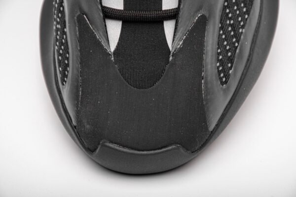 Adidas Yeezy 700 V3 “Alvah”Real Boost H67799
