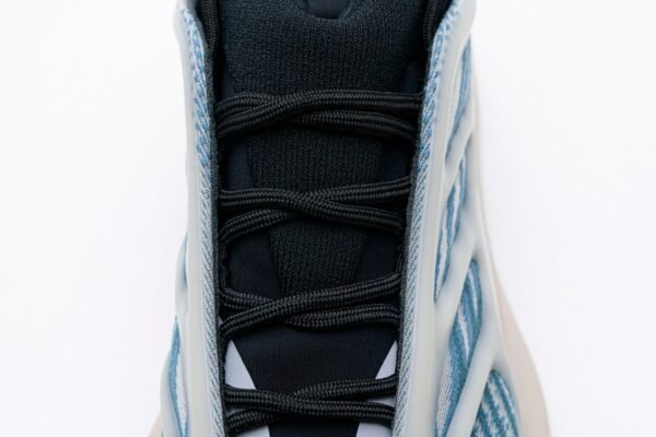 Adidas Yeezy 700 V3 “Kyanite”  GY0260
