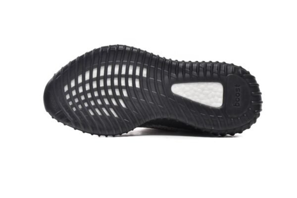 adidas_yeezy_boost_350_v2_dark_beluga__hq7045_185DD931C2C1C.jpg Dope sneakers adidas Yeezy Boost 350 V2 Dark Beluga HQ7045