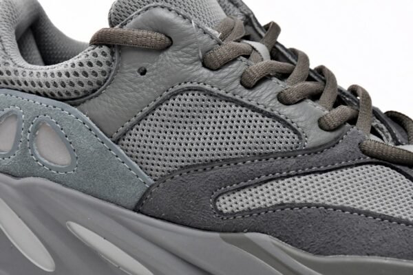 adidas_yeezy_boost_700_teal_blue_fw2499_184A90CA8B711.jpg adidas Yeezy Boost 700 Teal Blue FW2499