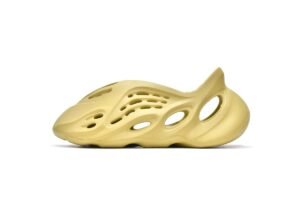 adidas Yeezy Foam Runner Sulfur GV6775
