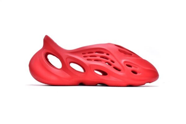 adidas_yeezy_foam_runner_vermillion_gw3355__1791857E9541B.jpg adidas Yeezy Foam Runner Vermillion GW3355
