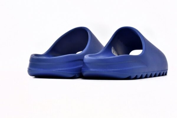 adidas_yeezy_slide_azure_id4133_179A2AA06F312.jpg adidas Yeezy Slide Azure ID4133