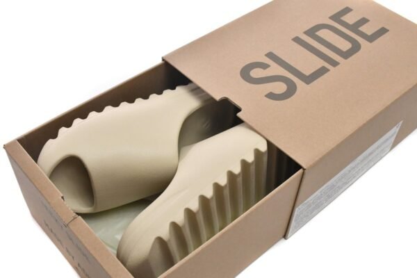 Dope sneakers adidas Yeezy Slide Reps Bone FZ5897