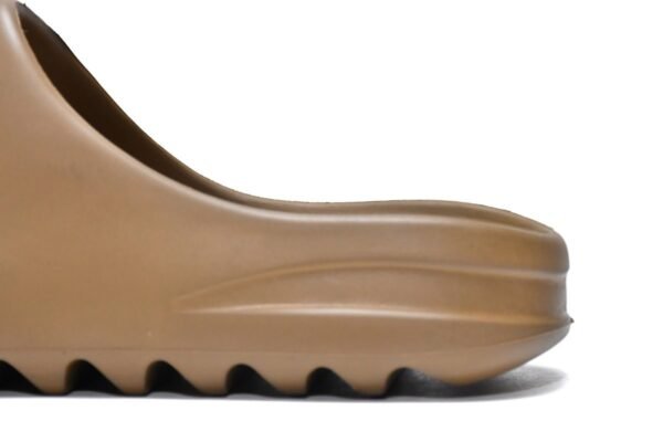 adidas_yeezy_slide_core_g55492_179A3326E9913.jpg adidas Yeezy Slide CORE G55492