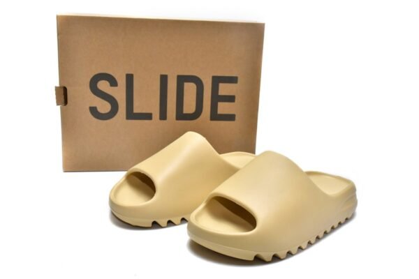 adidas_yeezy_slide_dessan_fw6344__179A2F19B911E.jpg adidas Yeezy Slide Reps DESSAN FW6344