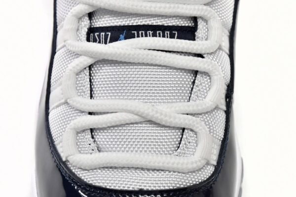 Air Jordan 11 Retro Win Like 82 378037-123