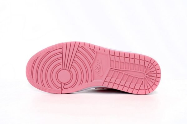 air_jordan_1_low_pink_white_553560_616_1895A25DDFF1D.jpg Air Jordan 1 Low Pink White 553560-616