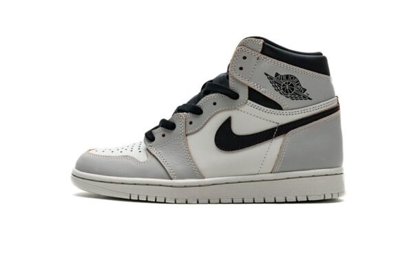 air_jordan_1_retro_high_og_defiant_sb_nyc_to_paris_cd6578_006_1789B2293CC11.jpg Air Jordan 1 Retro High OG Defiant SB NYC to Paris CD6578-006