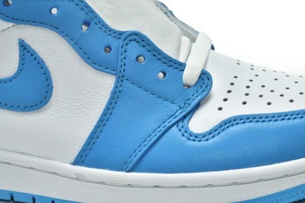 Air Jordan 1 Retro UNC 555088-117