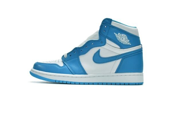 Air Jordan 1 Retro UNC 555088-117