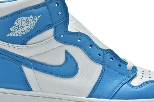 Air Jordan 1 Retro UNC 555088-117