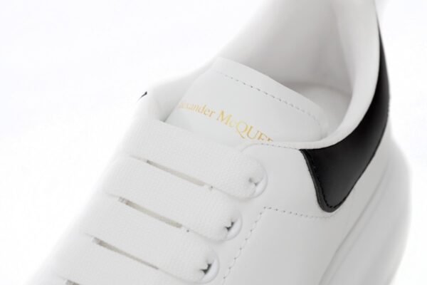 alexander_mcqueen_sneaker_dlack_skin_187BE5CF02A11.jpg Alexander McQueen Sneaker Dlack Skin