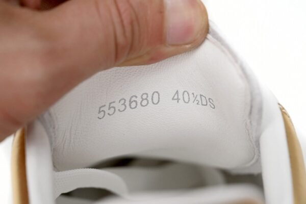 alexander_mcqueen_sneaker_golden_tail_1880D97410A13.jpg Alexander McQueen Sneaker Golden Tail
