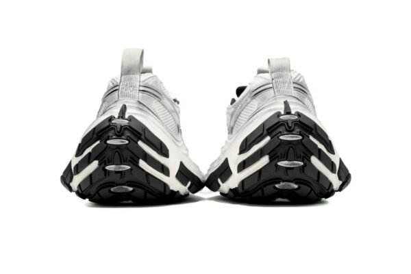 Balenciaga 10 XL White and Black 784342 W2MV2 9110