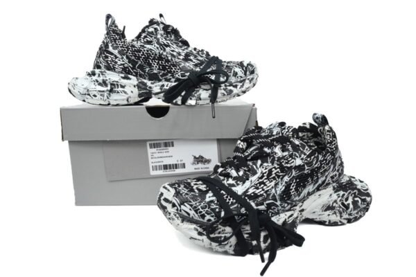 Balenciaga 3XL Luminous Black Graffiti 734731 W3XDC 0236