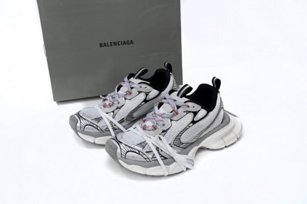 balenciaga_3xl_white_grey_542229_w1rb5_2801_1885FF843061F.jpg Balenciaga 3XL White Grey 542229 W1RB5 2801