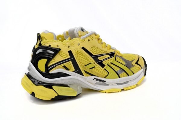balenciaga_black_yellow_677402_w2rd3_0510_1A7486E36CE1E.jpg Balenciaga Runner Black Yellow 677402 W2RD3 0510