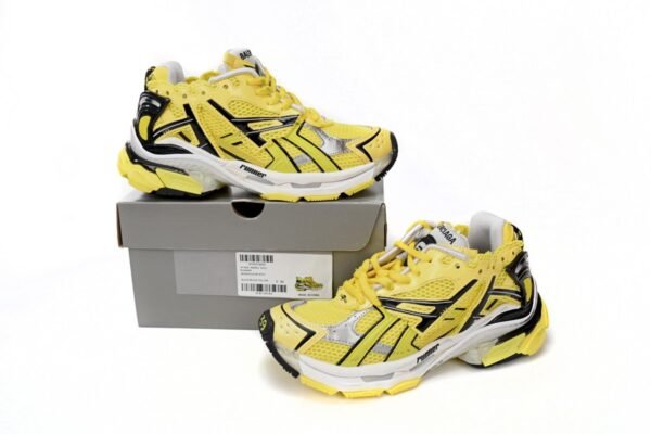 balenciaga_black_yellow_677402_w2rd3_0510_1A7486E38FE1B.jpg Balenciaga Runner Black Yellow 677402 W2RD3 0510