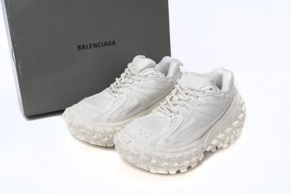 balenciaga_defender_all_white_685611_w1rb3_1201_1838C22EE791E.jpg Balenciaga Defender All White 685611 W1RB3 1201