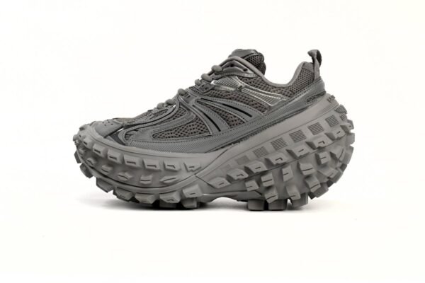 balenciaga_defender_black_gray_685611_w2ra6_3000__1940C372C461C.jpg Balenciaga Defender Black Gray 685611 W2RA6 3000