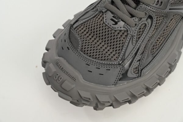 balenciaga_defender_black_gray_685611_w2ra6_3000__1940C3735191E.jpg Balenciaga Defender Black Gray 685611 W2RA6 3000