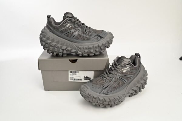 balenciaga_defender_black_gray_685611_w2ra6_3000__1940C373D1119.jpg Balenciaga Defender Black Gray 685611 W2RA6 3000