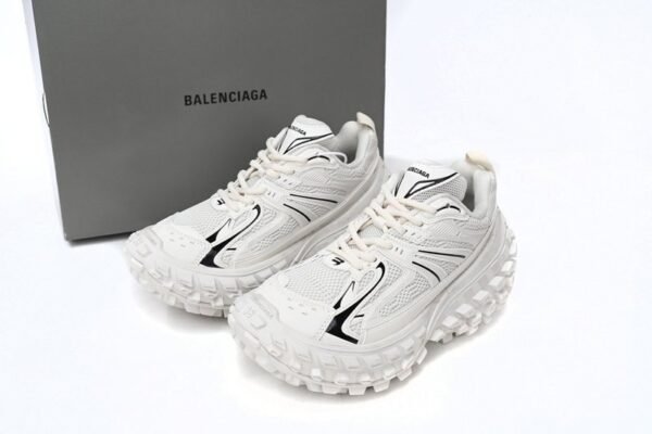 Balenciaga Defender Off-White  685611 W2RAA 9110