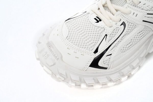 Balenciaga Defender Off-White  685611 W2RAA 9110