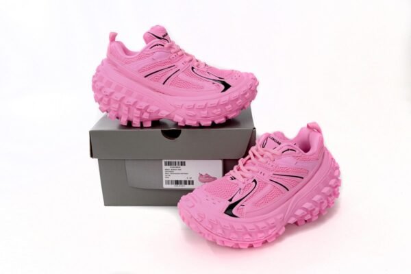 Balenciaga Defender Pink 685611 W2RAA 5000