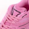 Balenciaga Defender Pink 685611 W2RAA 5000