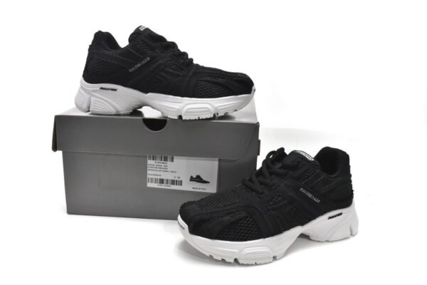 Balenciaga Phantom Sneaker Black White 679339 W2E96 1090