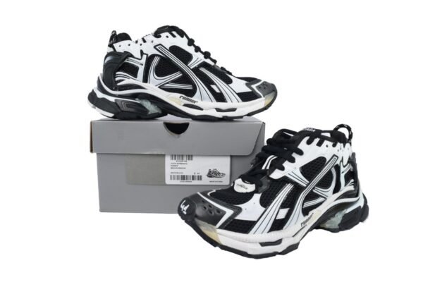 balenciaga_runner7_sneaker__white_black_72774_w3rmu_9010_1C6D36C7AB915.jpg Balenciaga Runner7 Sneaker 'White Black'72774 W3RMU 9010