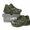 balenciaga_runner_army_green_677402_w1rn3_2025_1A748B49DBC12.jpg Balenciaga Runner Army Green 677402 W1RN3 2025
