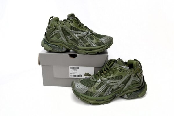 balenciaga_runner_army_green_677402_w1rn3_2025_1A748B49DBC12.jpg Balenciaga Runner Army Green 677402 W1RN3 2025