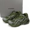balenciaga_runner_army_green_677402_w1rn3_2025_1A748B4A7141B.jpg Balenciaga Runner Army Green 677402 W1RN3 2025
