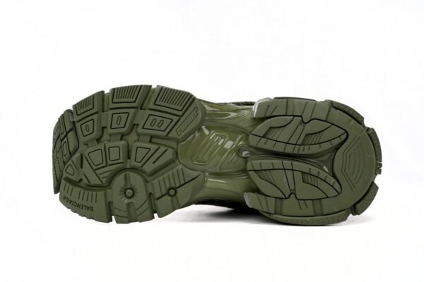 balenciaga_runner_army_green_677402_w1rn3_2025_1A748B4A7F512.jpg Balenciaga Runner Army Green 677402 W1RN3 2025