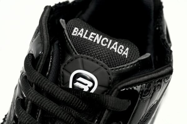 Balenciaga Runner Black 656065W3RA11000