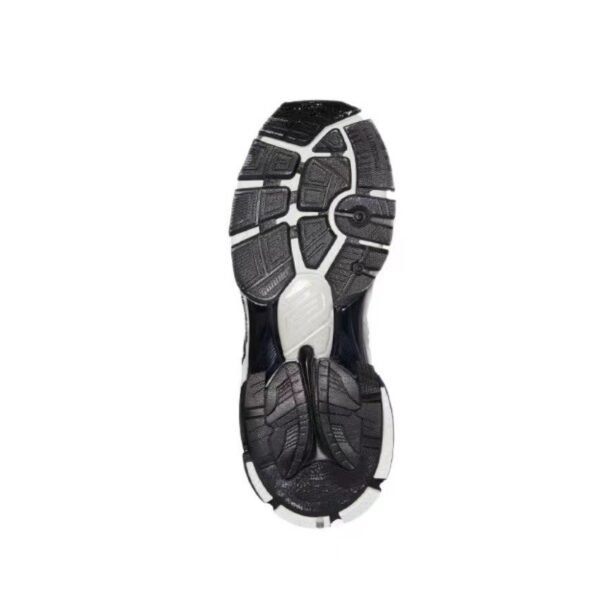 Balenciaga Runner Black White 677402W3RB29010