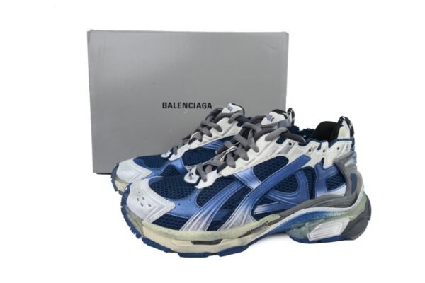 Balenciaga Runner Sneaker 'Gradient - Beige Navy'772774 WRUNG 2410
