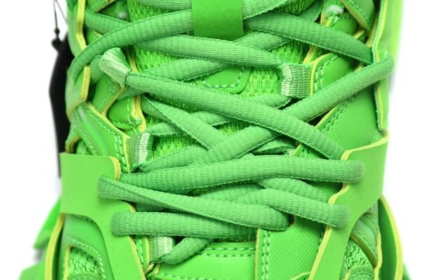 Balenciaga Track Fluorescent Green  542023 W1YG 1913
