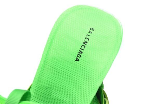Balenciaga Track Fluorescent Green  542023 W1YG 1913