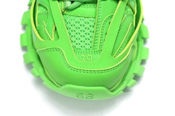 Balenciaga Track Fluorescent Green  542023 W1YG 1913